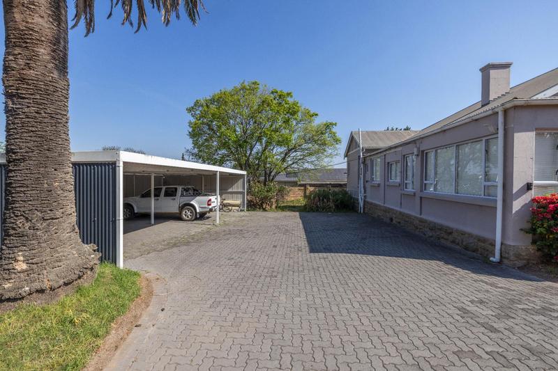 5 Bedroom Property for Sale in Kingswood Eastern Cape